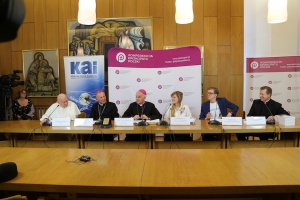 konferencja prasowa w episkopacie